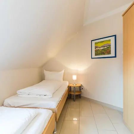 Rosenweg 2 2 * Больтенхаген