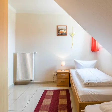 Rosenweg 2 2 Больтенхаген